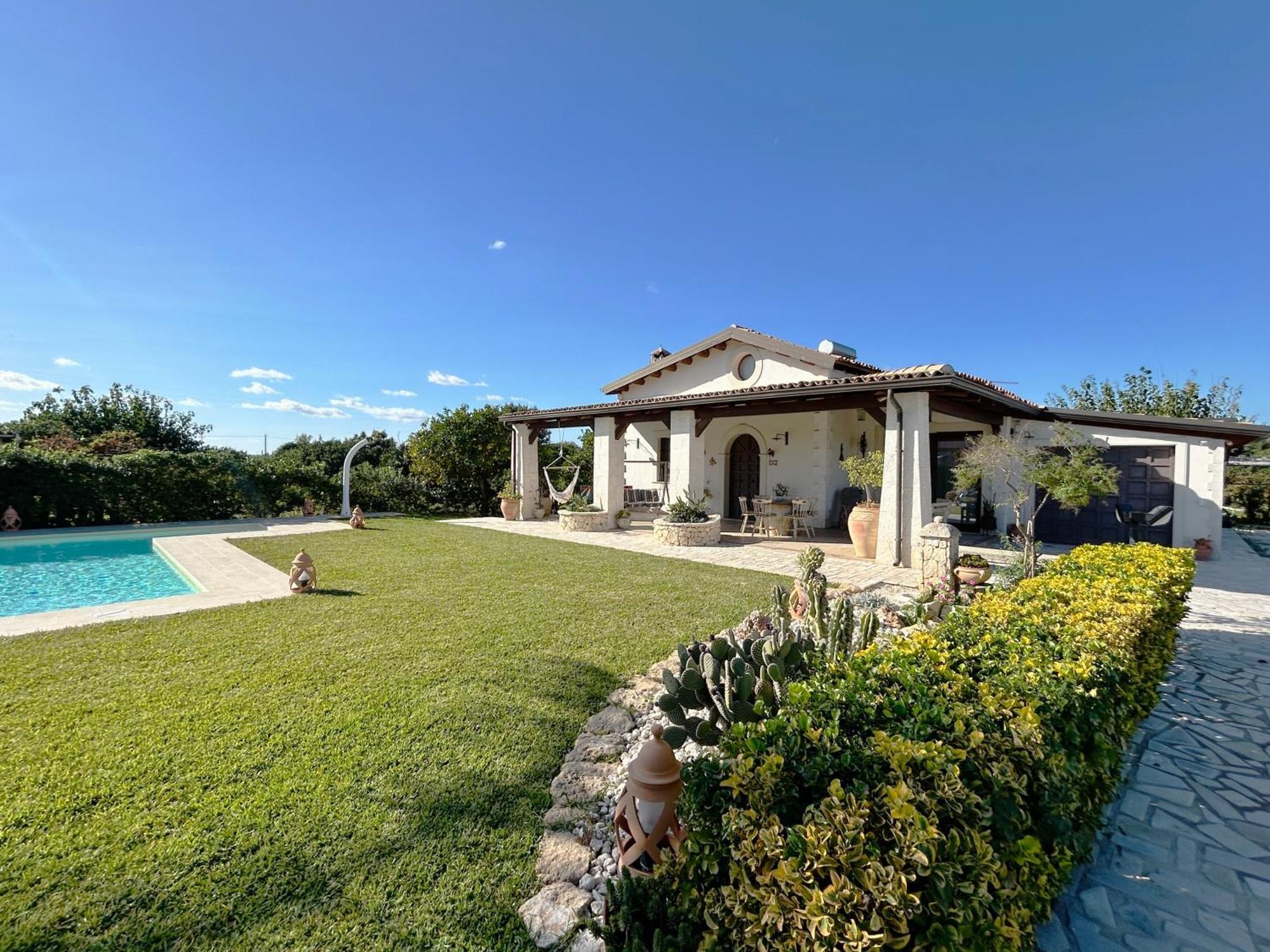 Villa Suq With Pool, Parking & Wifi Noto Dış mekan fotoğraf