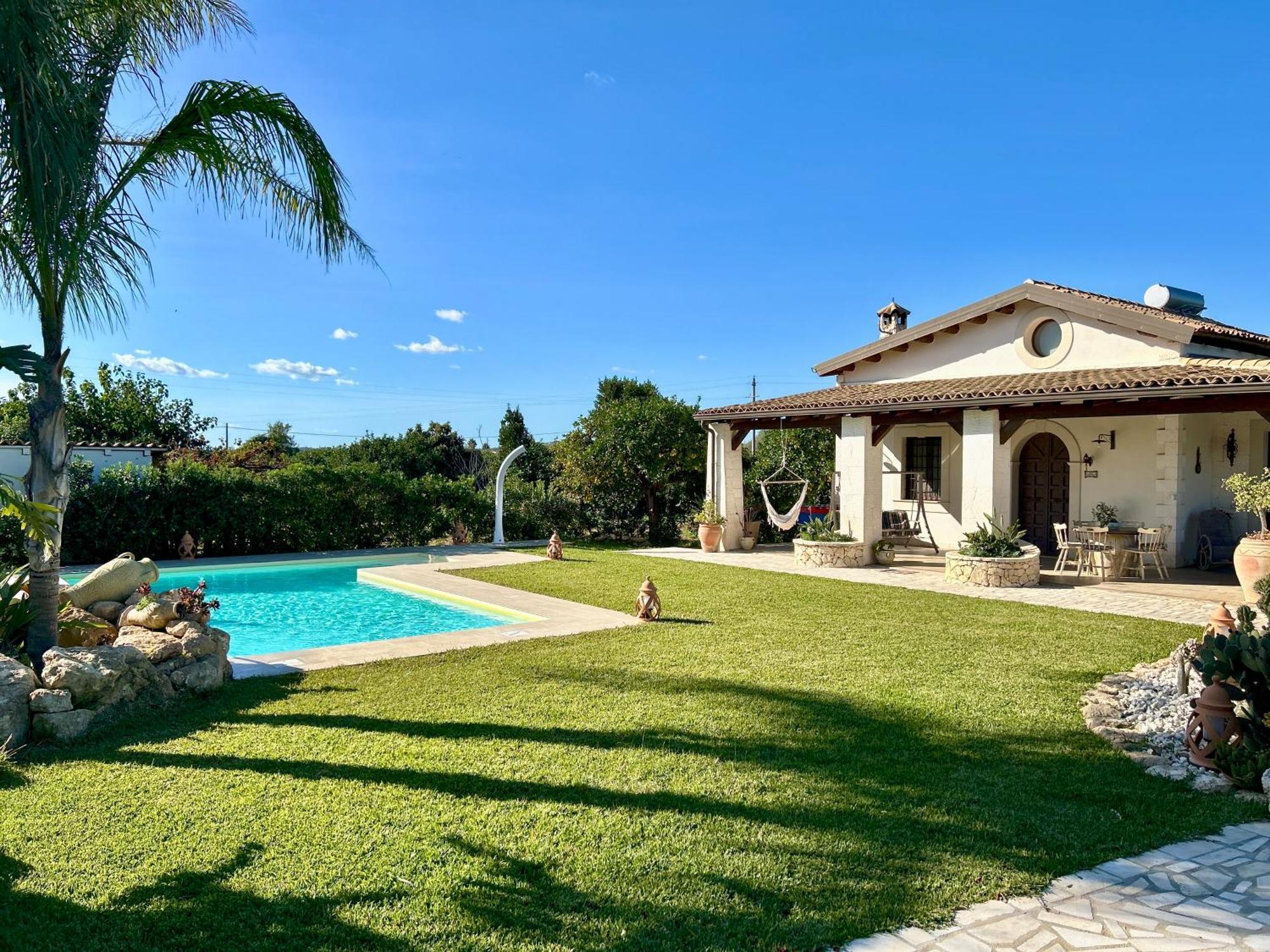 Villa Suq With Pool, Parking & Wifi Noto Dış mekan fotoğraf